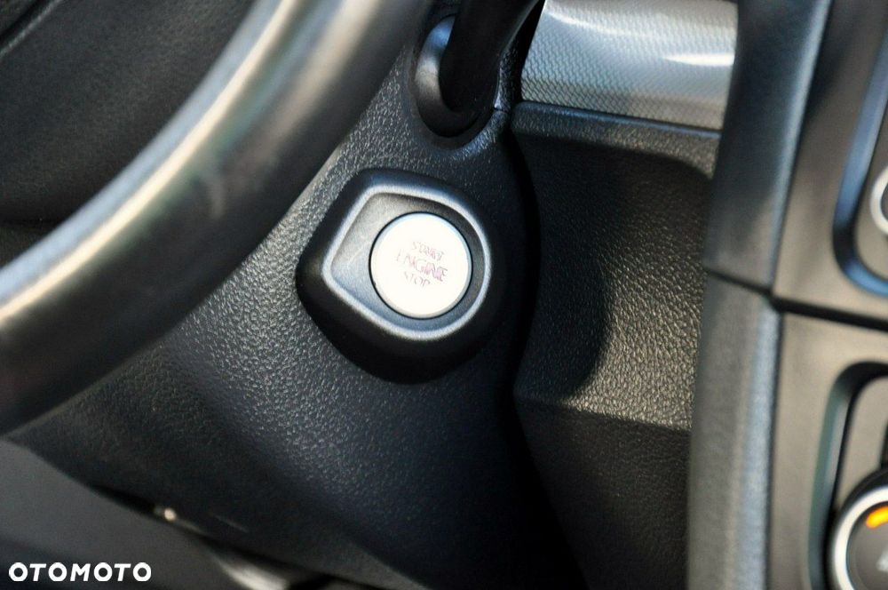 Volkswagen Golf - 35