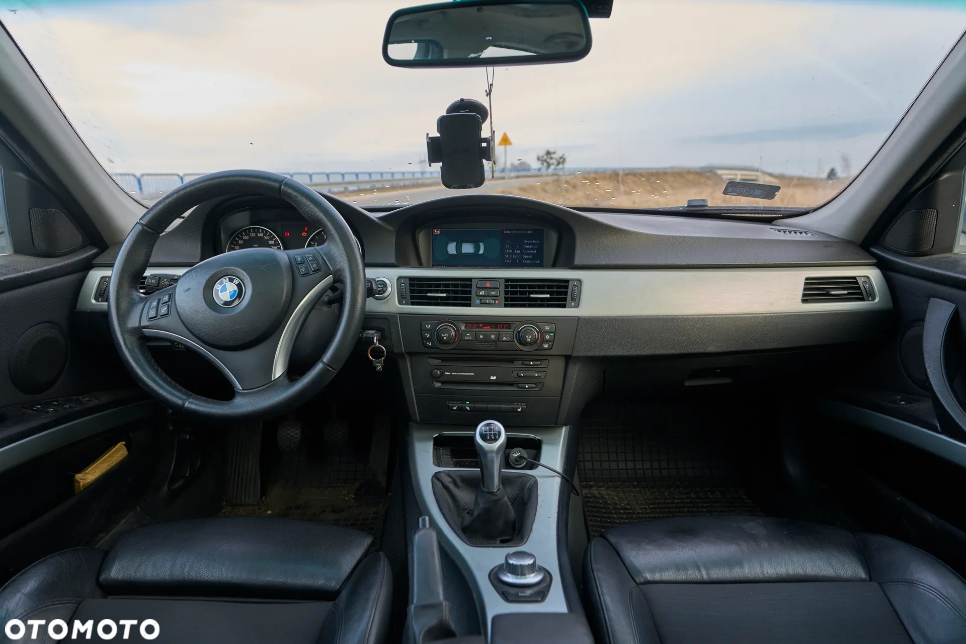 BMW Seria 3 325i - 5