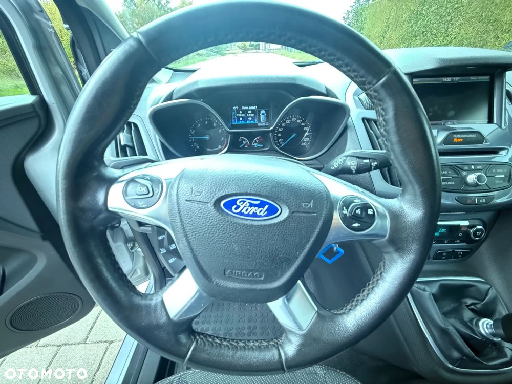 Ford Tourneo Connect 1.0 EcoBoost Start-Stop Titanium - 19