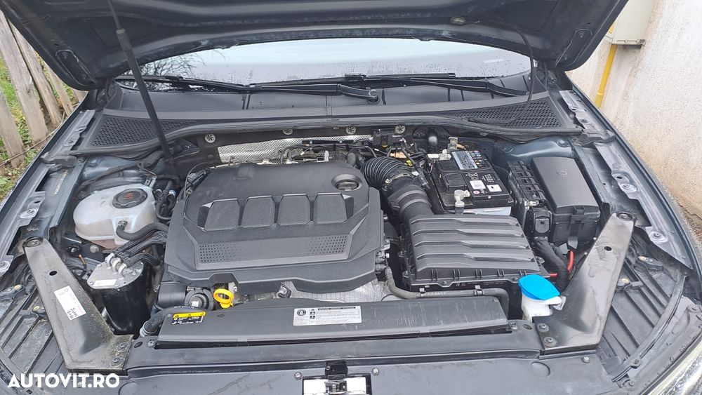 Volkswagen Passat - 24