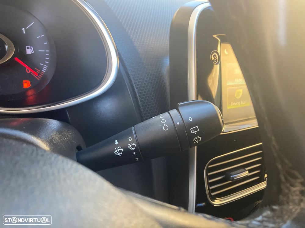 Renault Clio Sport Tourer 1.5 dCi Limited - 13