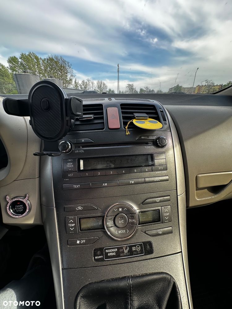 Toyota Auris 2.0 D-4D Sol - 39