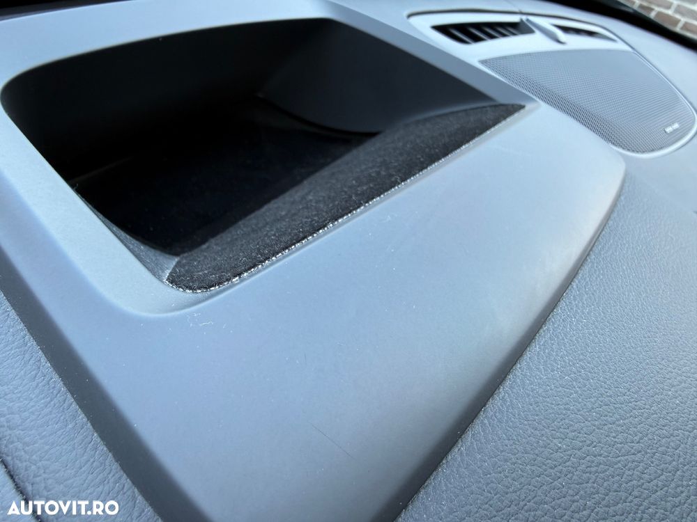 Volvo XC 90 B5 D AWD Geartronic RDesign - 29