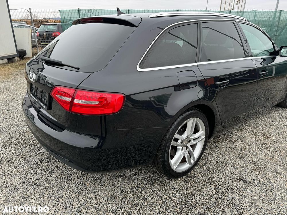 Audi A4 Avant 2.0 TDI DPF multitronic S line Sportpaket - 12