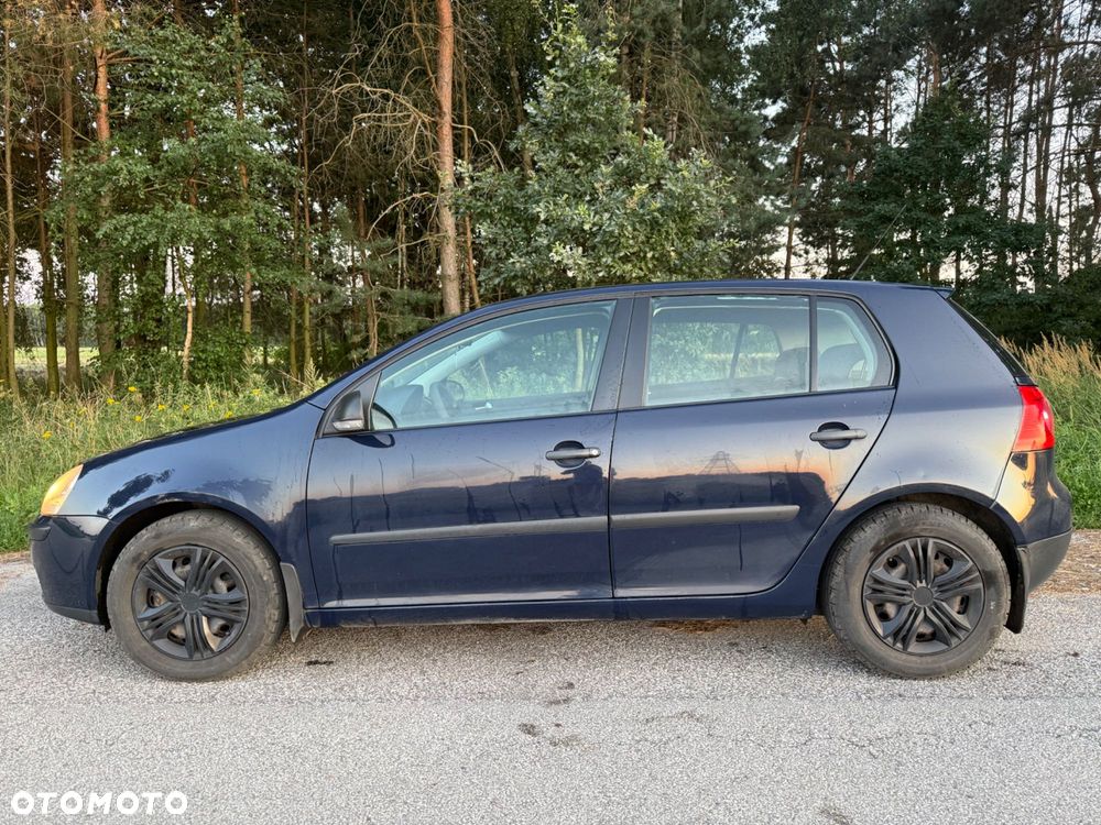 Volkswagen Golf - 6