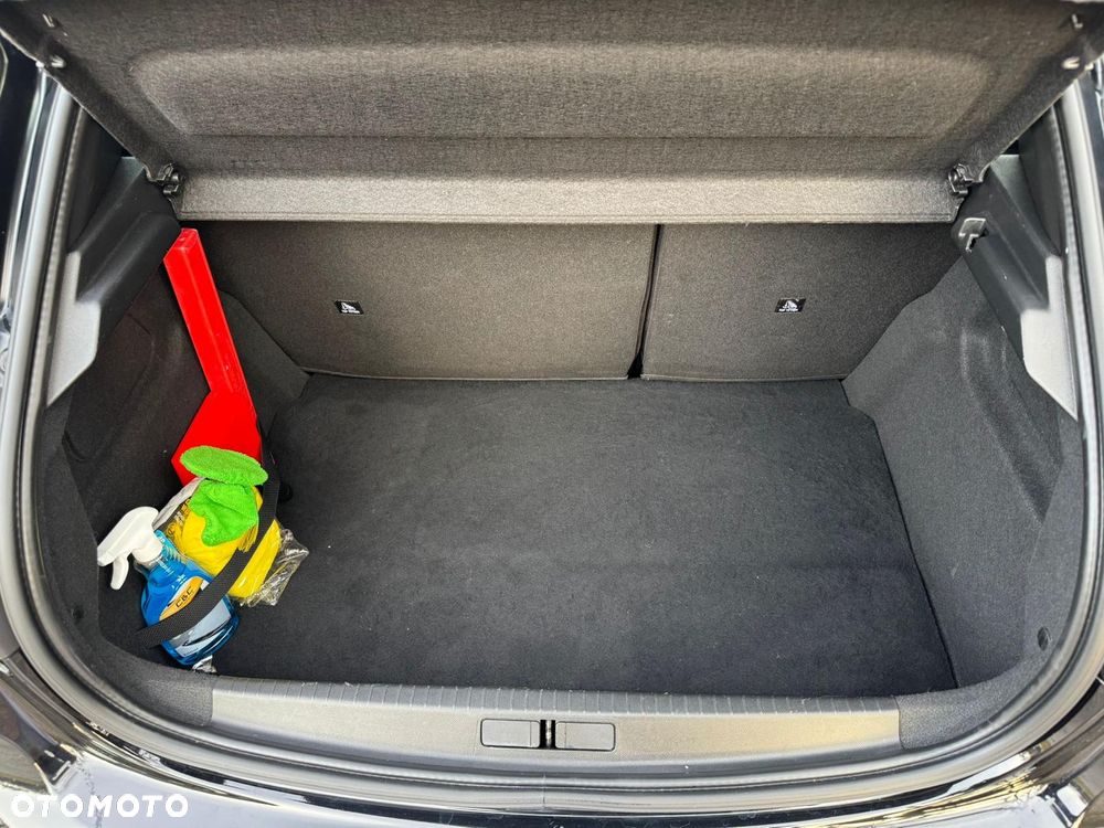 Peugeot 208 1.2 PureTech Active S&S EAT8 - 19
