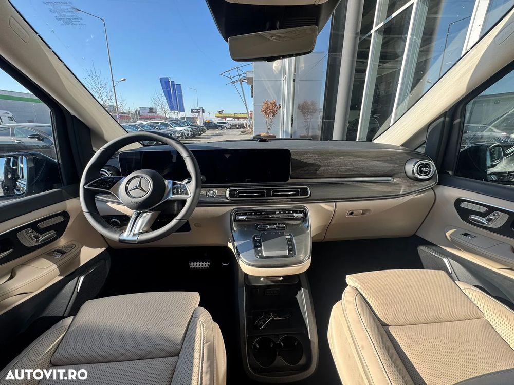 Mercedes-Benz V 300 d Extralang 4Matic 9G-TRONIC Exclusive - 6
