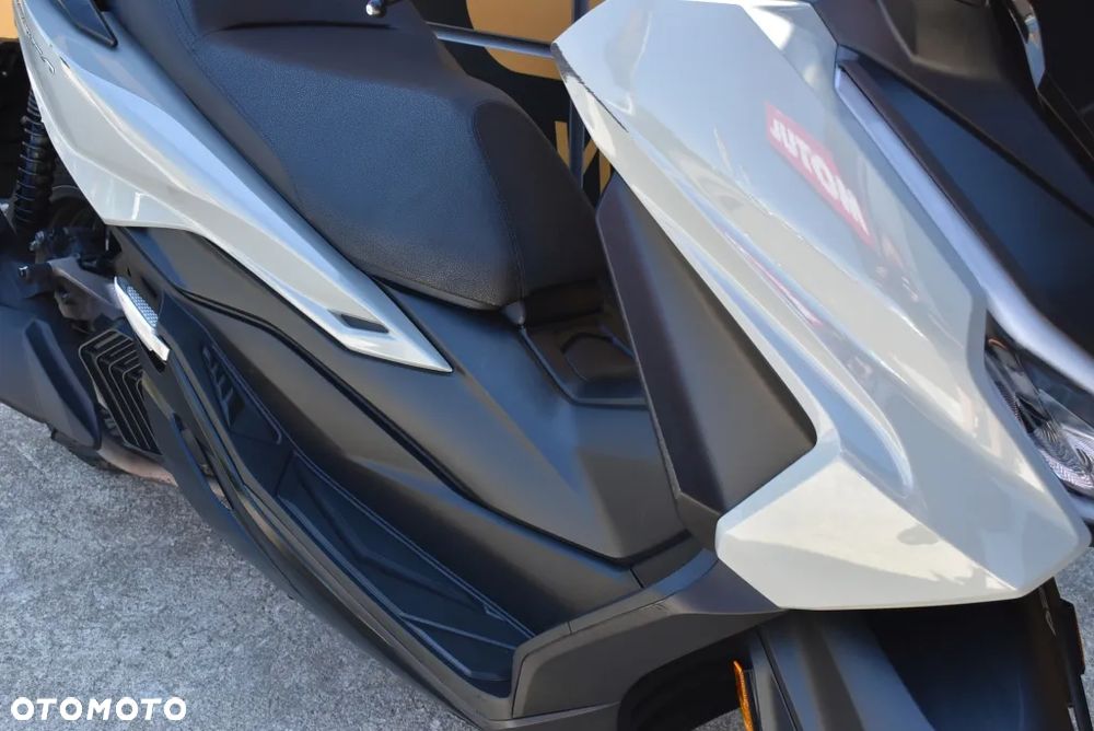 Honda NSS - 37