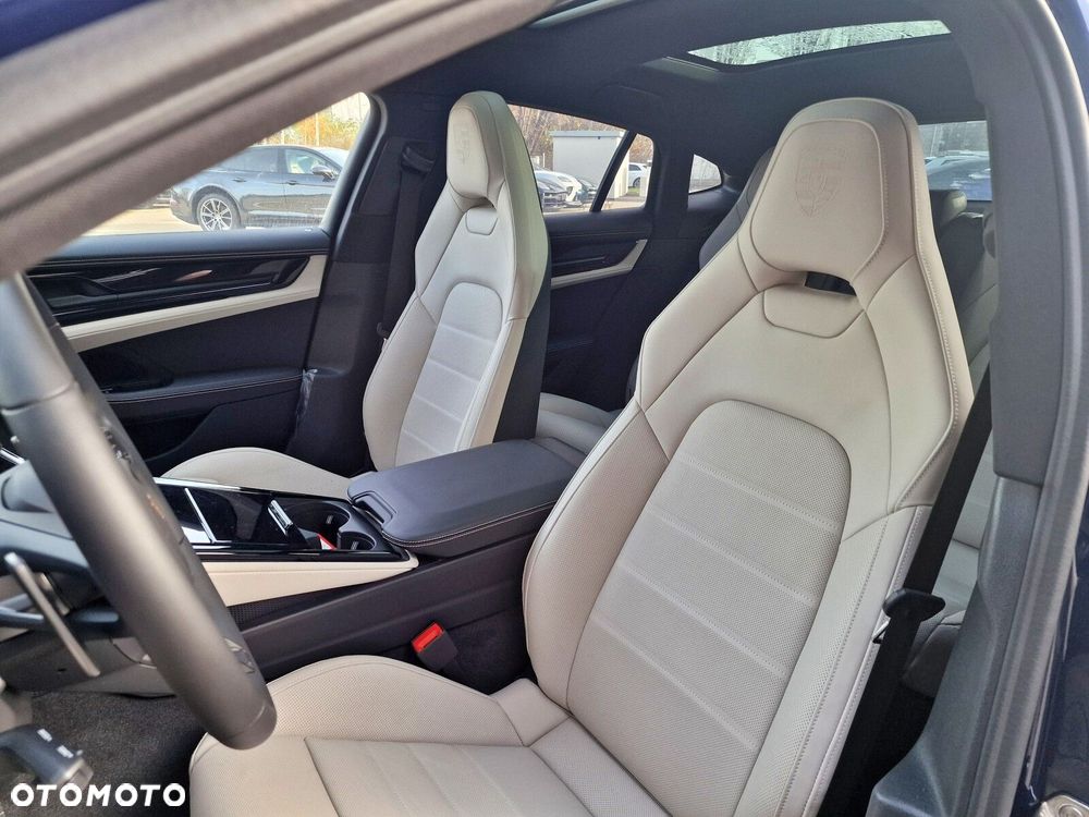 Porsche Panamera - 6