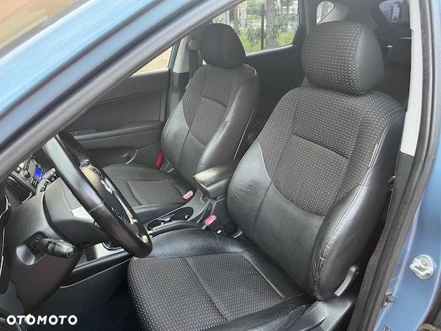 Hyundai i30 2.0 Premium - 9