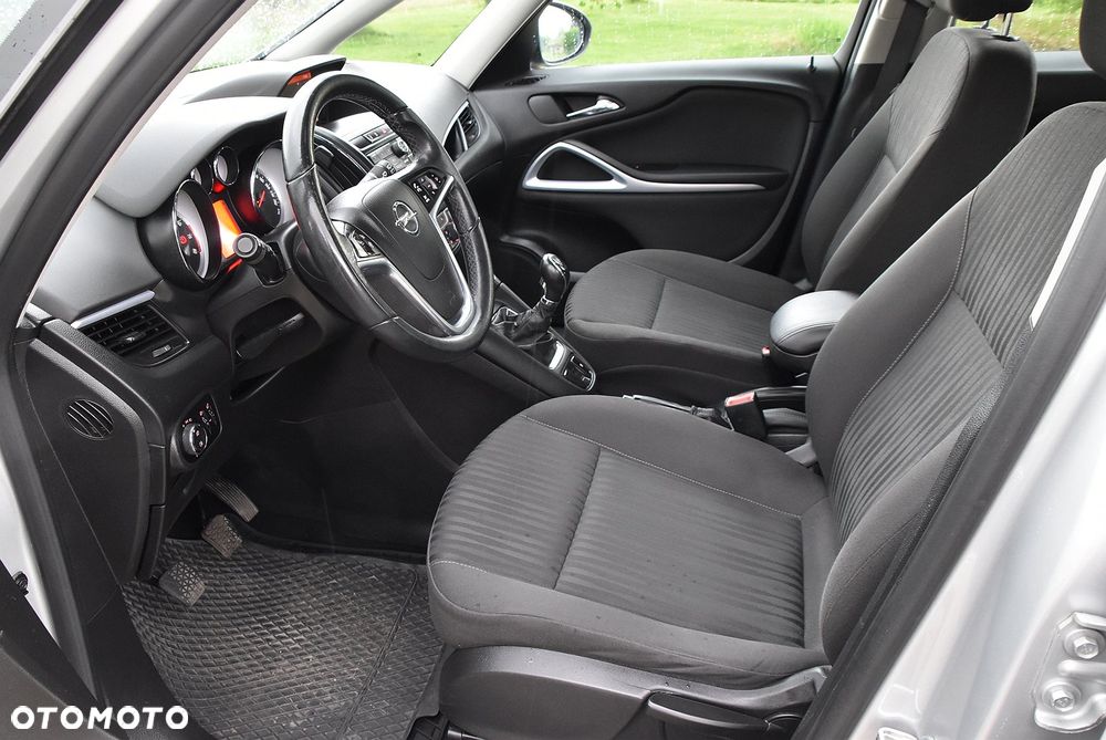 Opel Zafira - 38