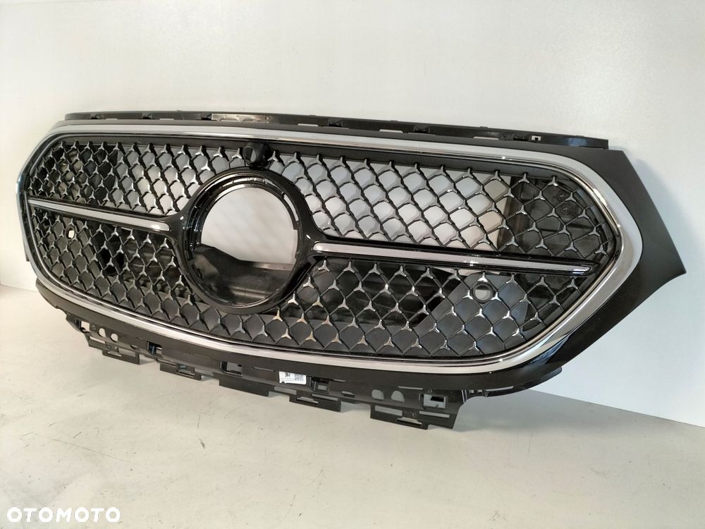 atrapa kratka grill mercedes e klasa w214 22- amg led silver diamond - 3