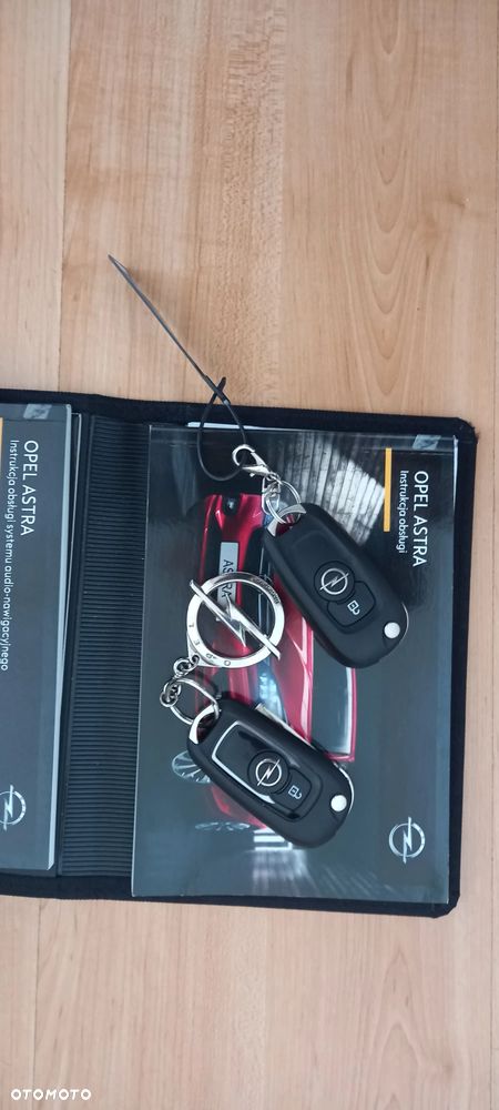 Opel Astra 1.4 T Enjoy - 26