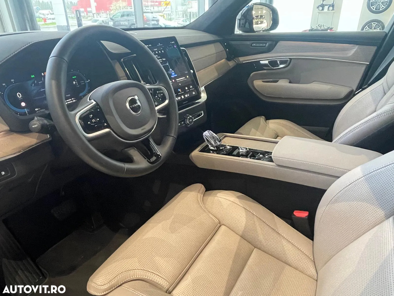 Volvo XC 90 Recharge T8 AWD Ultimate Dark - 12