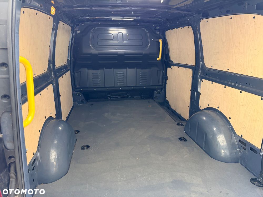 Mercedes-Benz Vito - 10