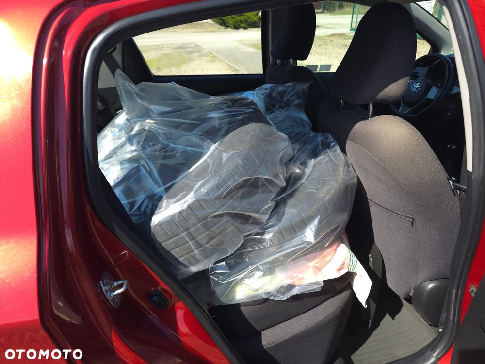 Toyota Yaris 1.33 Premium - 14