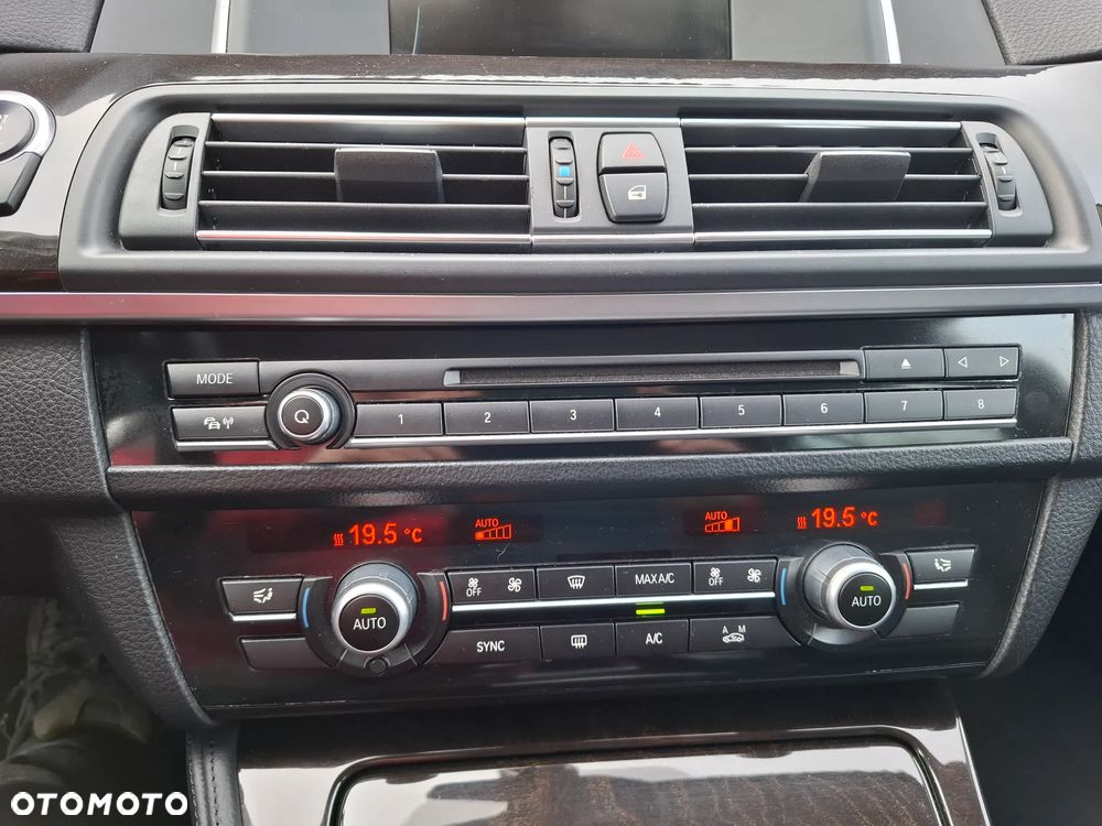 BMW Seria 5 520i - 16