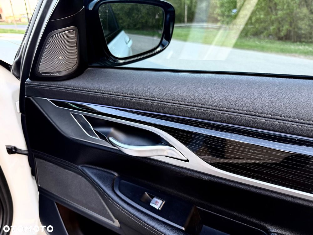 BMW Seria 7 730d xDrive sport - 11