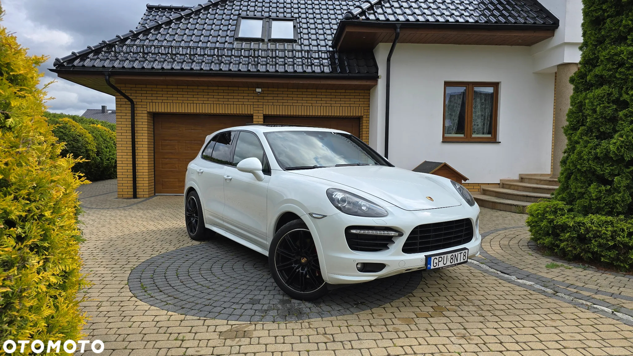Porsche Cayenne GTS - 12