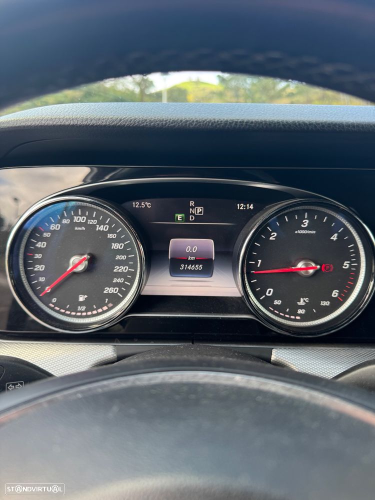 Mercedes-Benz E 220 d Avantgarde+ - 5