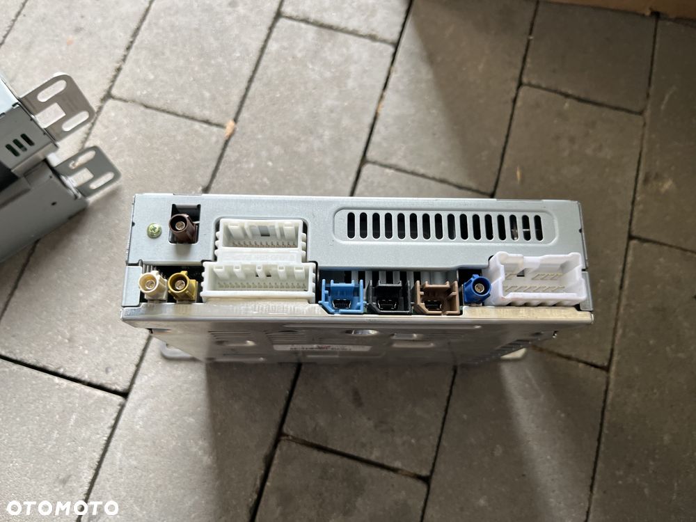 Radio (8) Renault Megane IV - 3