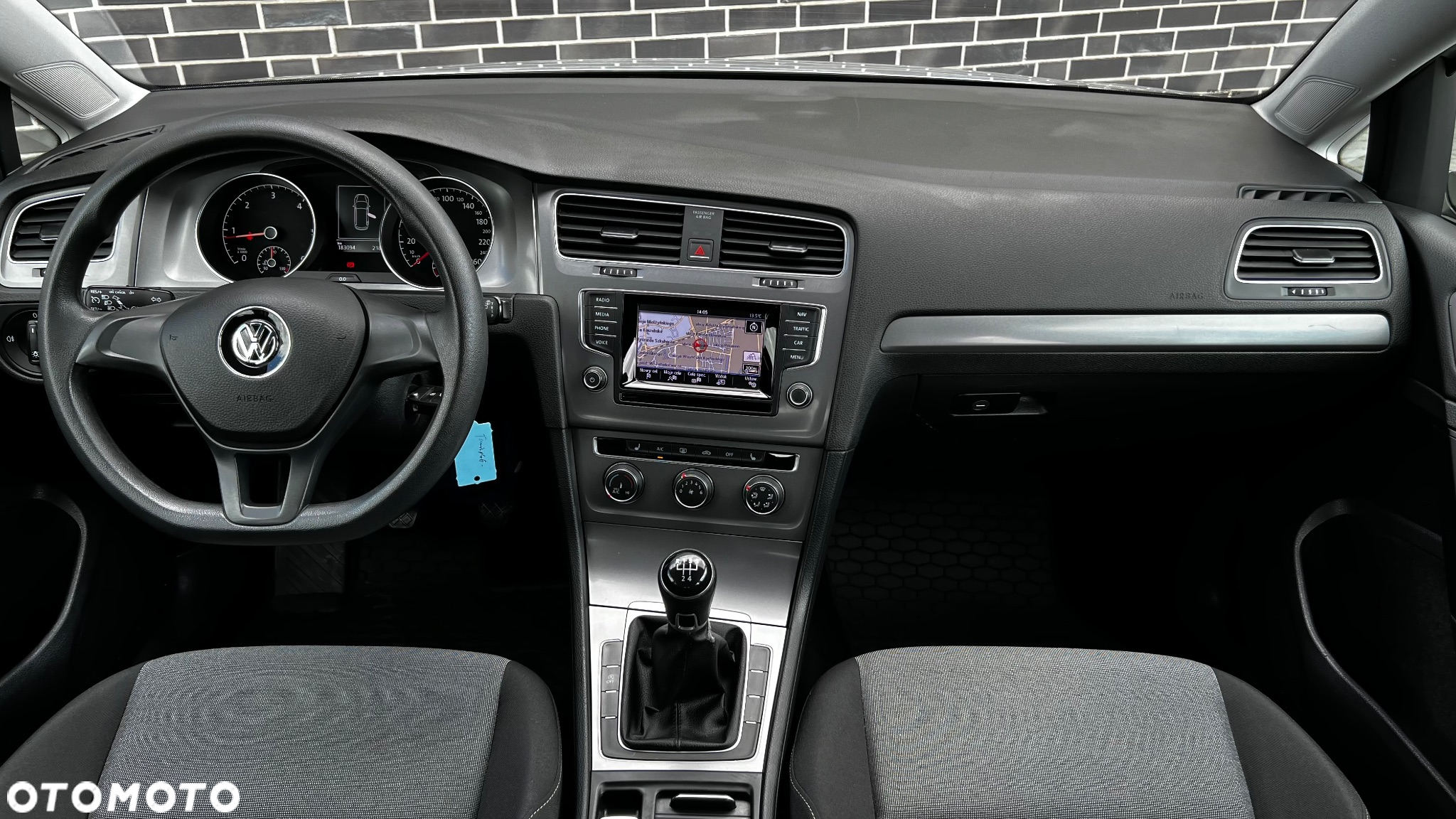 Volkswagen Golf 1.6 TDI BlueMotion Technology Trendline - 28