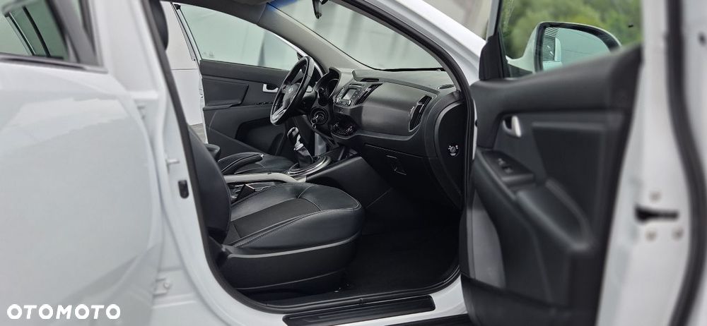 Kia Sportage 1.7 CRDI 2WD ISG Dream-Team Edition - 19
