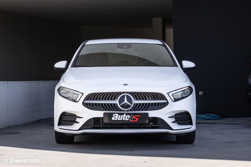 Mercedes-Benz A 250 e AMG Line - 4