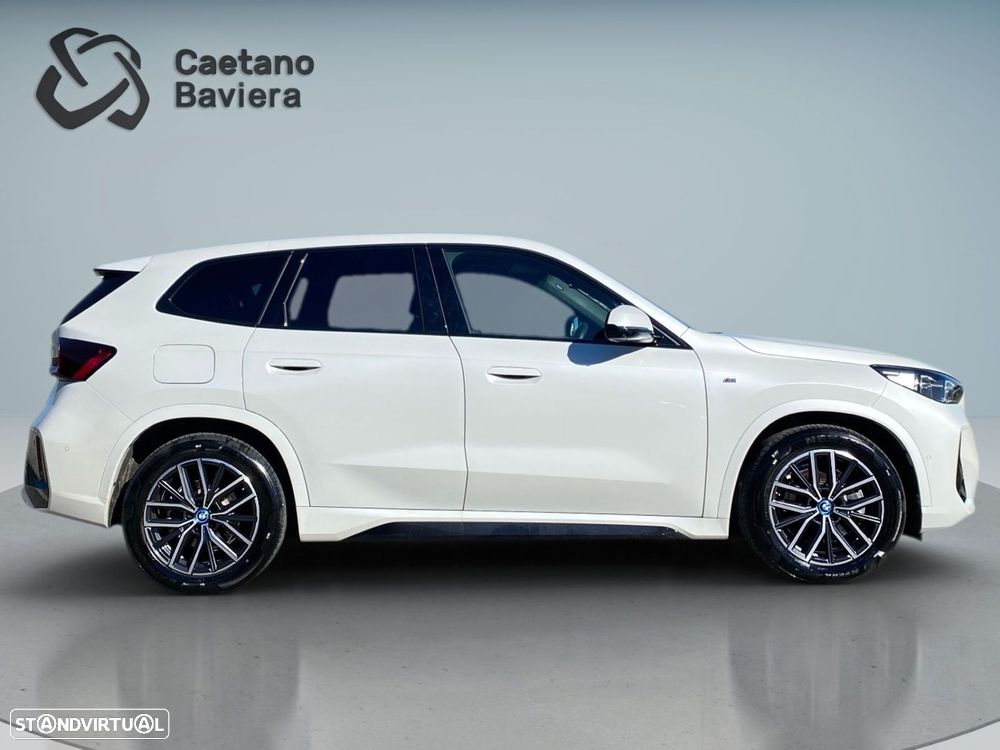 BMW iX1 xDrive30 Pack Desportivo M - 26
