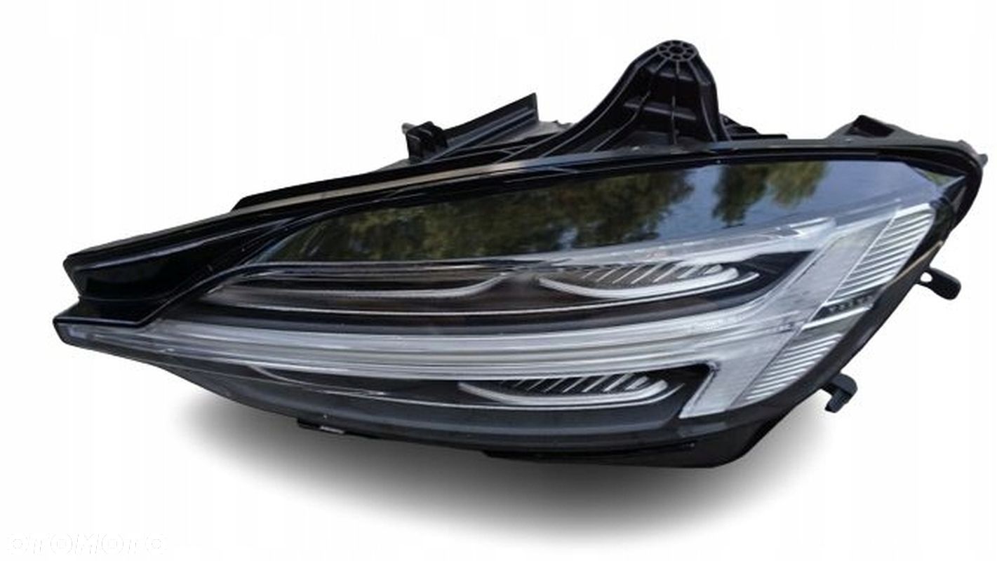 VOLVO S60 V60 CC II - LAMPA LEWA PRZÓD MID LED - 1
