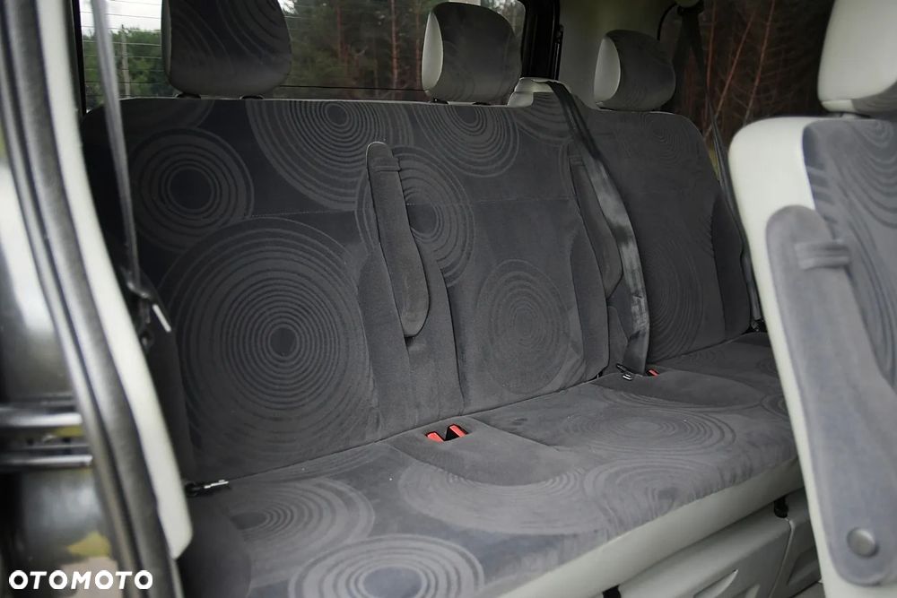 Renault Trafic - 22