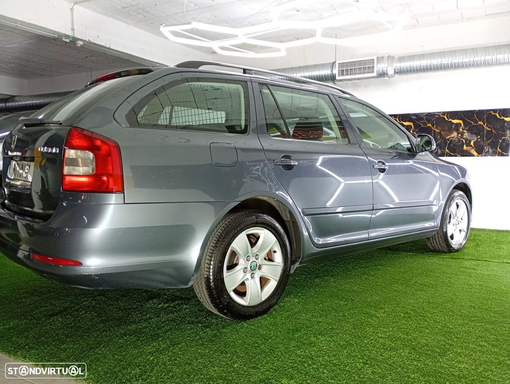 Skoda Octavia 1.9 TDI Sportline - 41