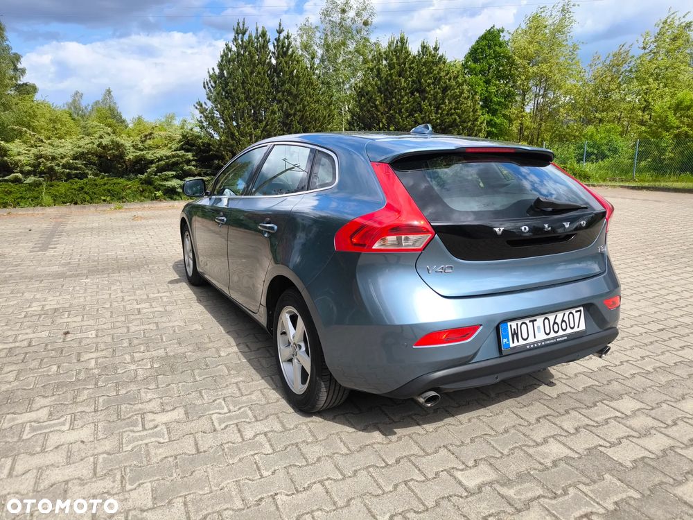 Volvo V40 T3 Momentum - 2