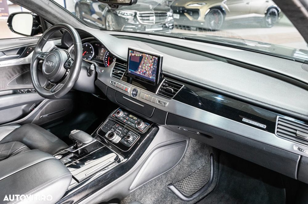 Audi A8 3.0 TDI DPF quattro Tiptronic - 33