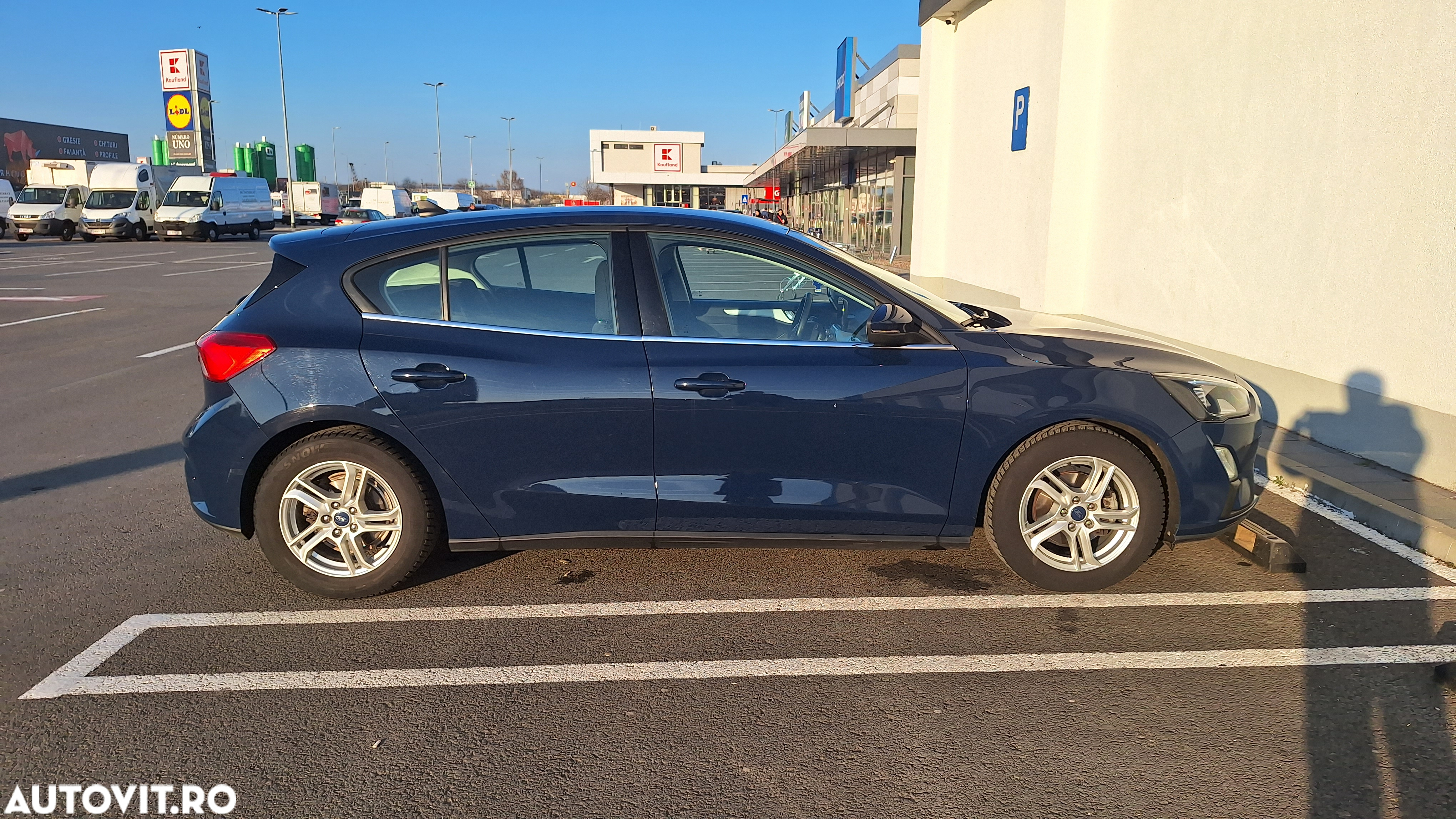 Ford Focus 1.0 EcoBoost Connected - 29