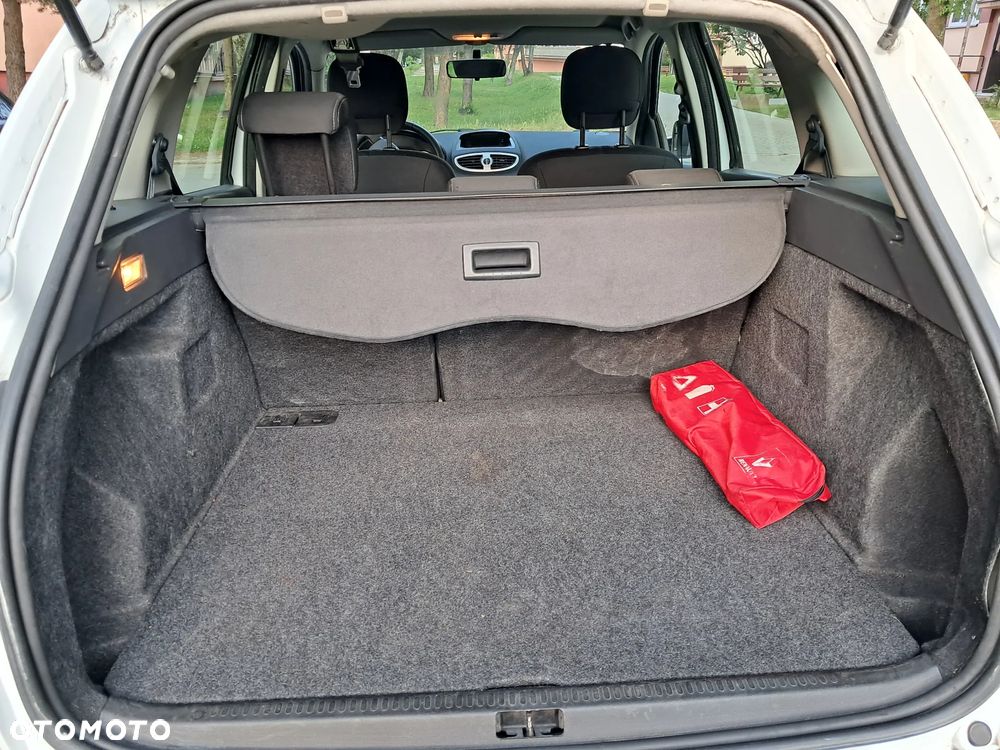 Renault Clio 1.5 dCi Alize - 10