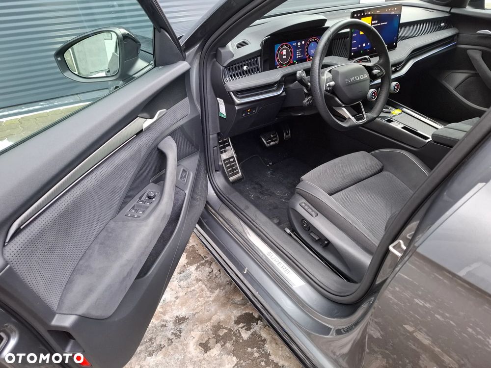 Skoda Superb 1.5 TSI Sportline DSG - 15