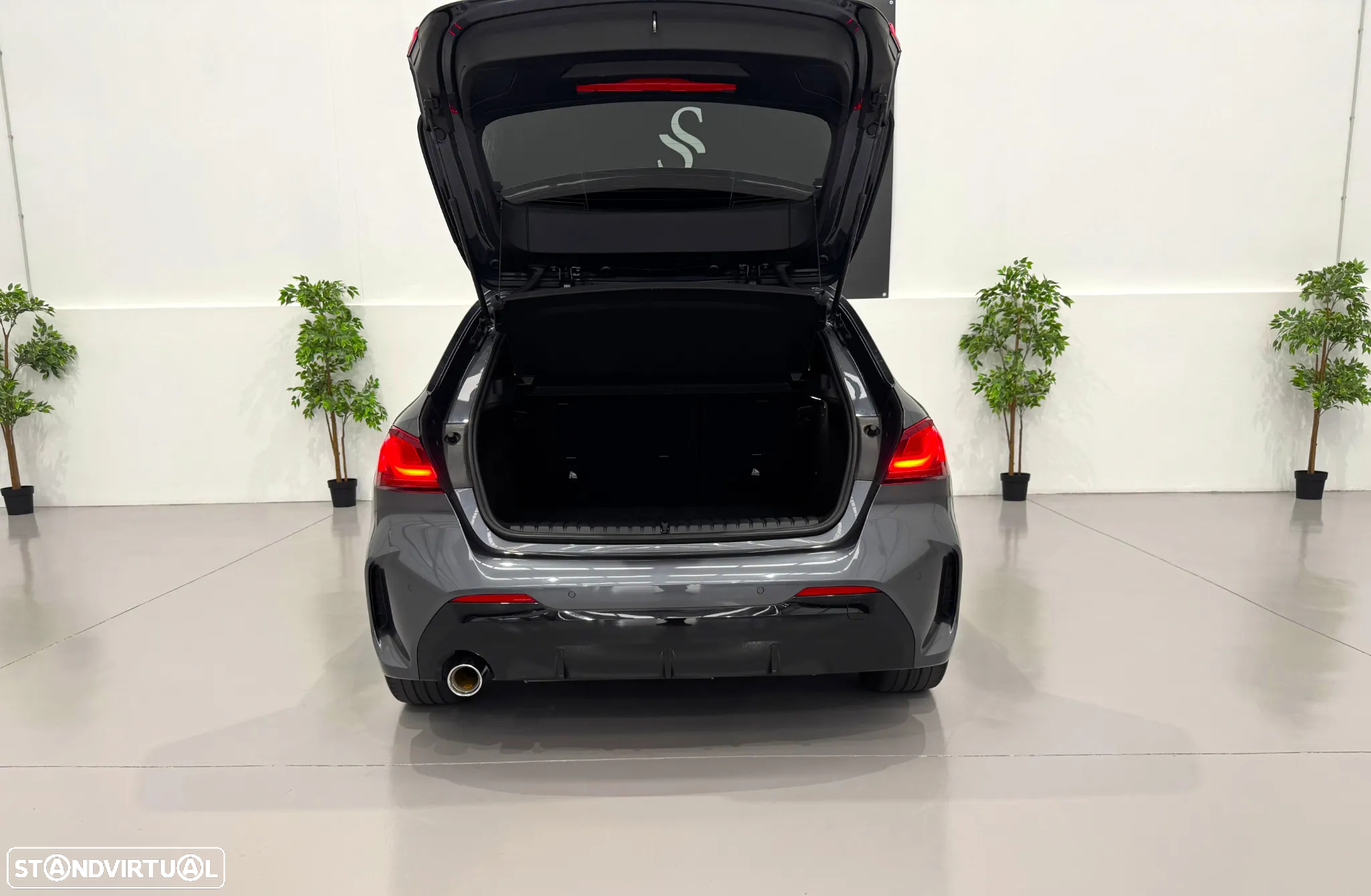 BMW 116 d Pack M Shadow Auto - 29