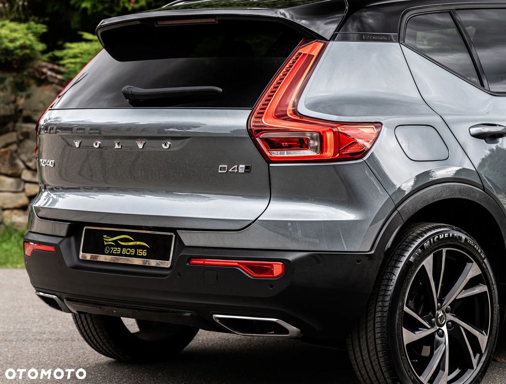 Volvo XC 40 D4 AWD R-Design - 26