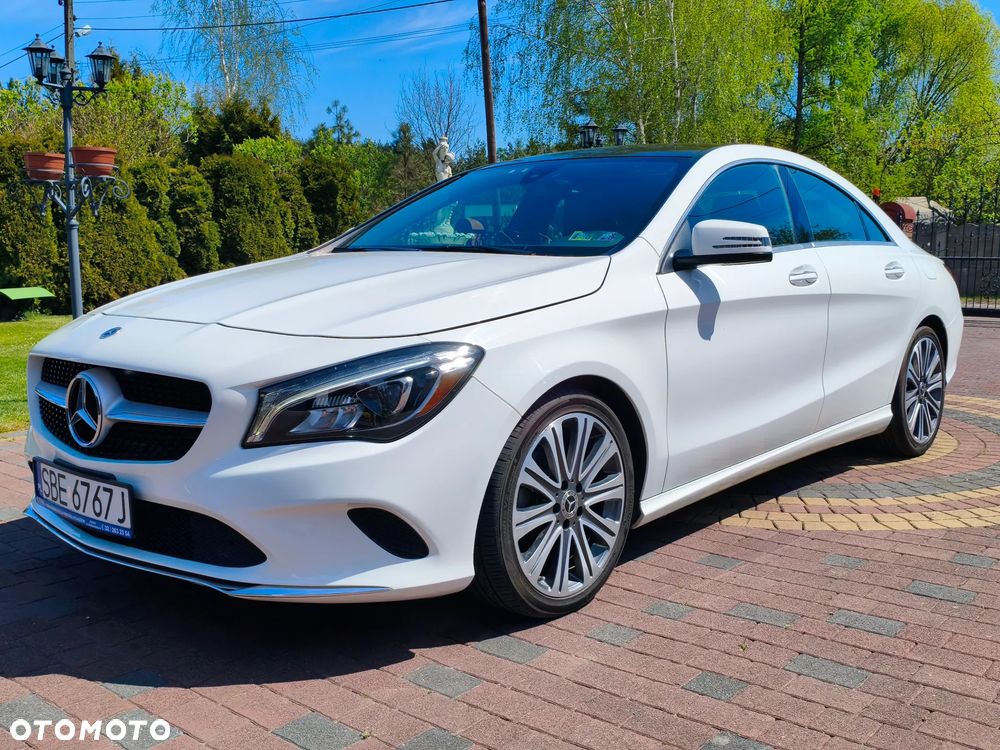 Mercedes-Benz CLA 250 4Matic 7G-DCT - 12
