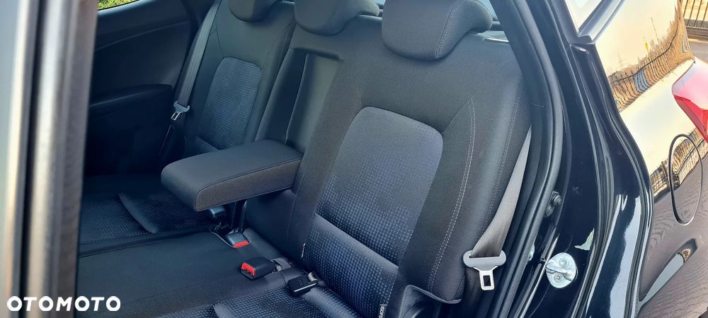 Hyundai ix20 1.4 blue Comfort - 19