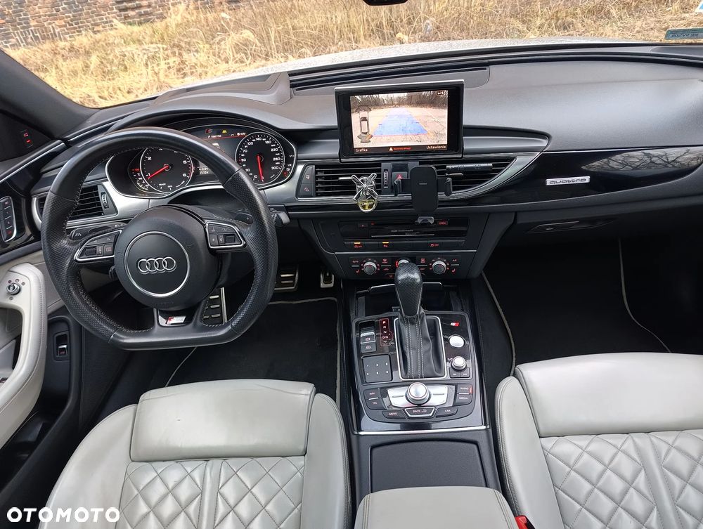 Audi A6 Avant - 21