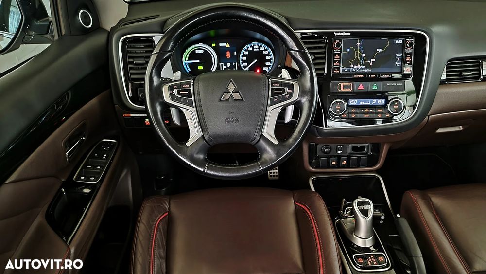 Mitsubishi Outlander 2.0 4WD - 23
