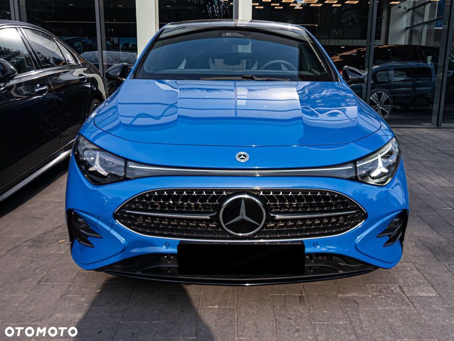 Mercedes-Benz CLA 200 mHEV 8G-DCT - 3