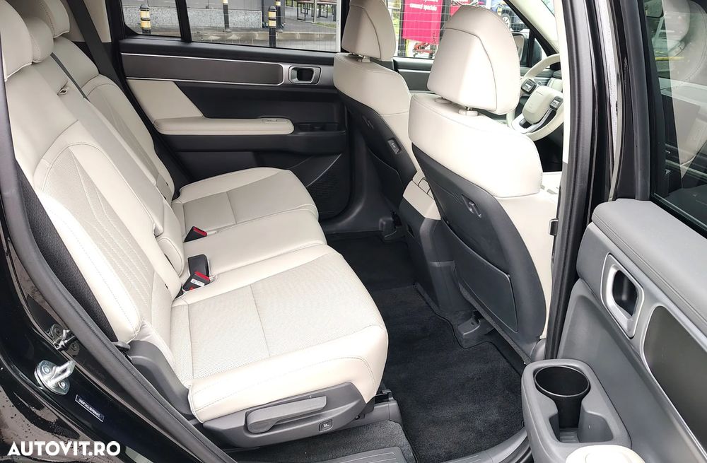 Hyundai Santa Fe - 29