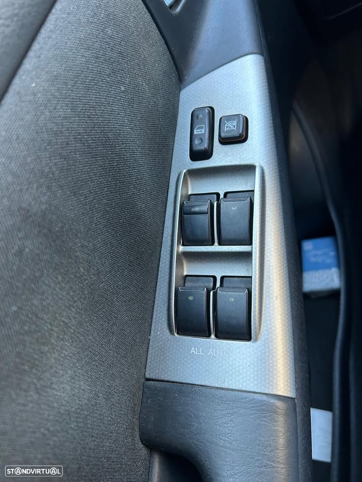 Toyota Corolla - 4