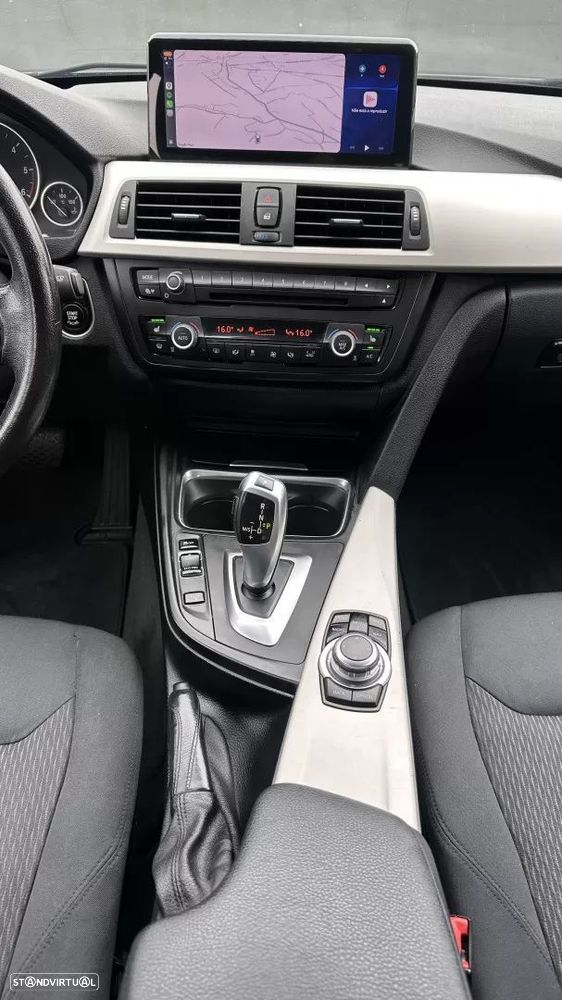 BMW 318 d Aut. Sport Line - 30