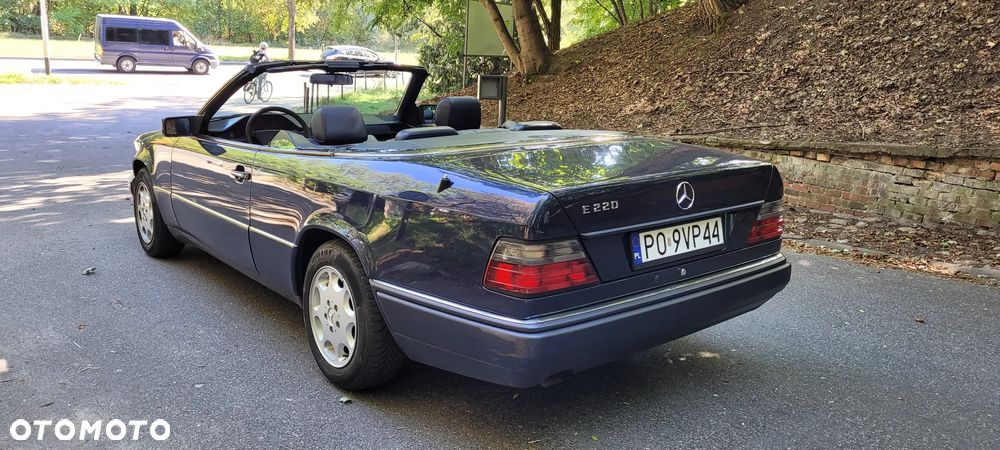Mercedes-Benz Klasa E 220 - 9
