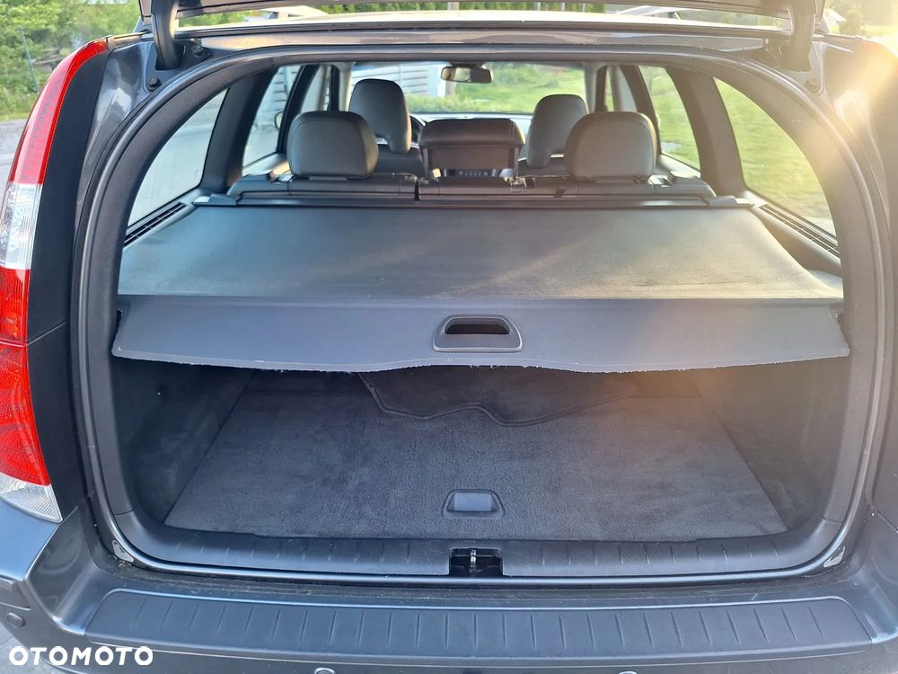 Volvo V70 2.4 Summum - 16