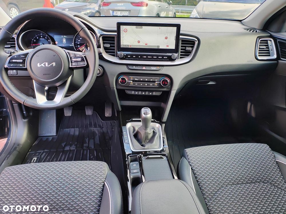 Kia Ceed 1.5 T-GDI Tribute - 10